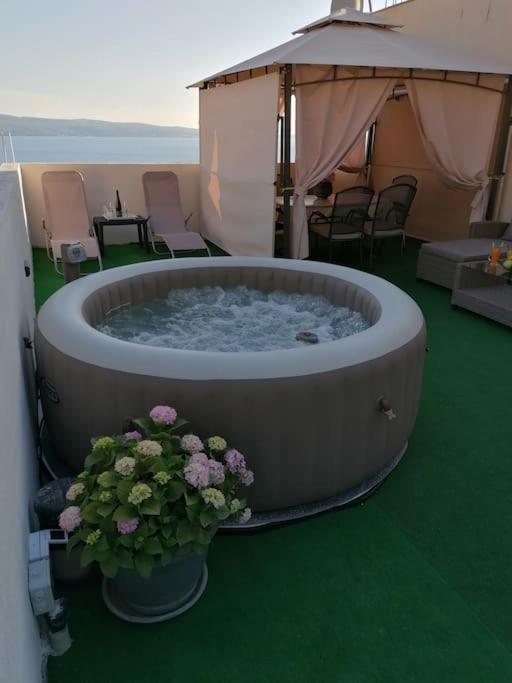 Apartman Max !!!! Omiš Eksteriør billede